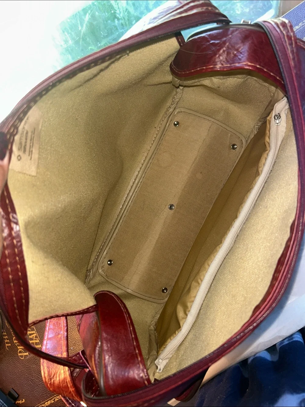 Samsonite Silhouette II Unisex Burgundy Carry On Bag